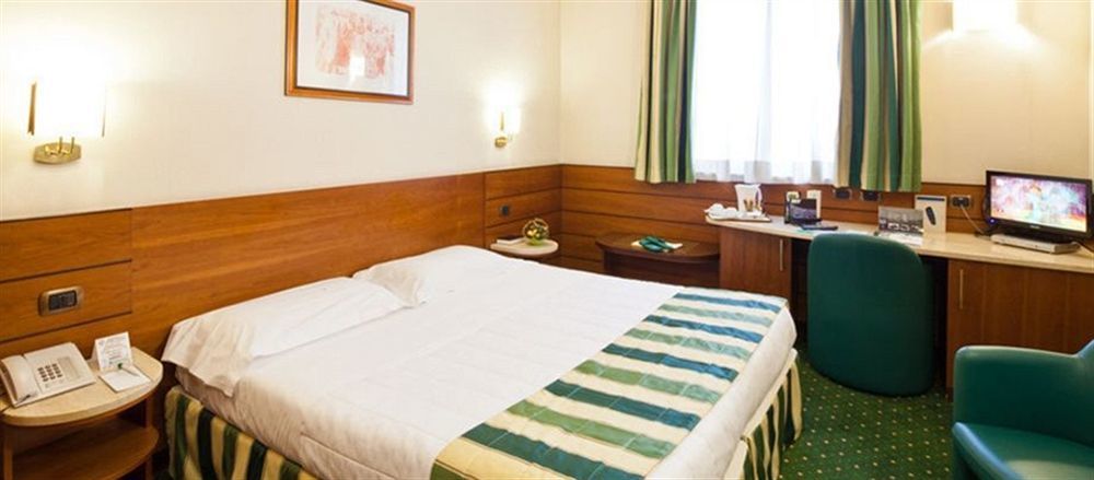 Hotel Mirage Lido di Classe Zewnętrze zdjęcie